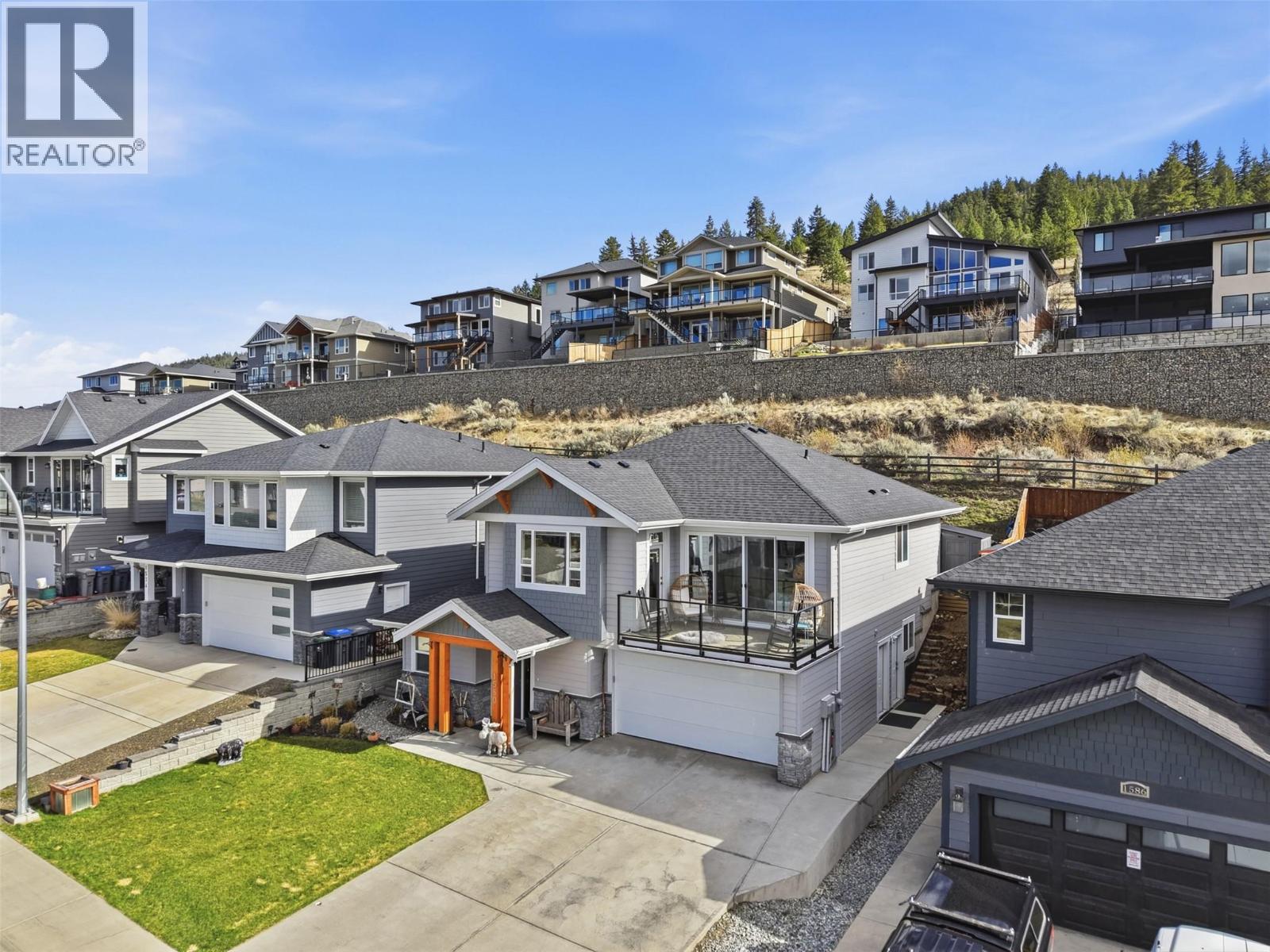 1580 EMERALD DRIVE - Image 2