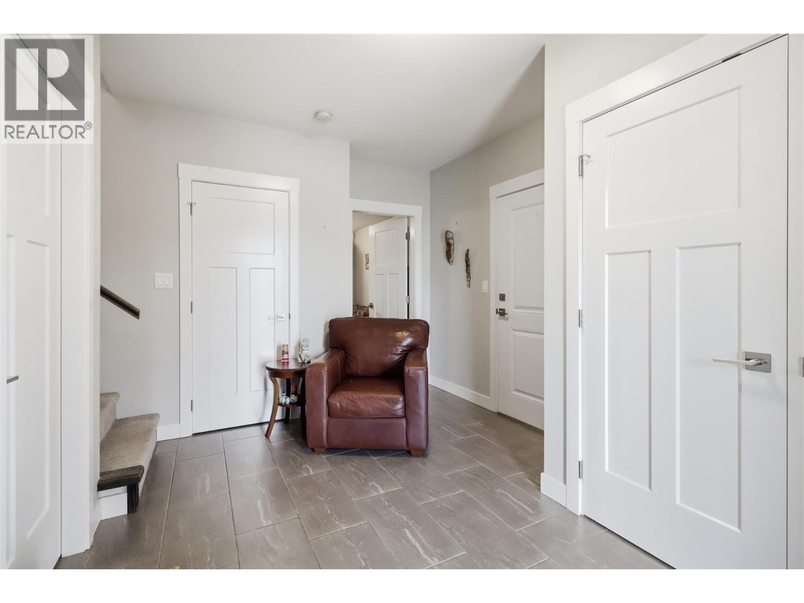 1580 EMERALD DRIVE - 35