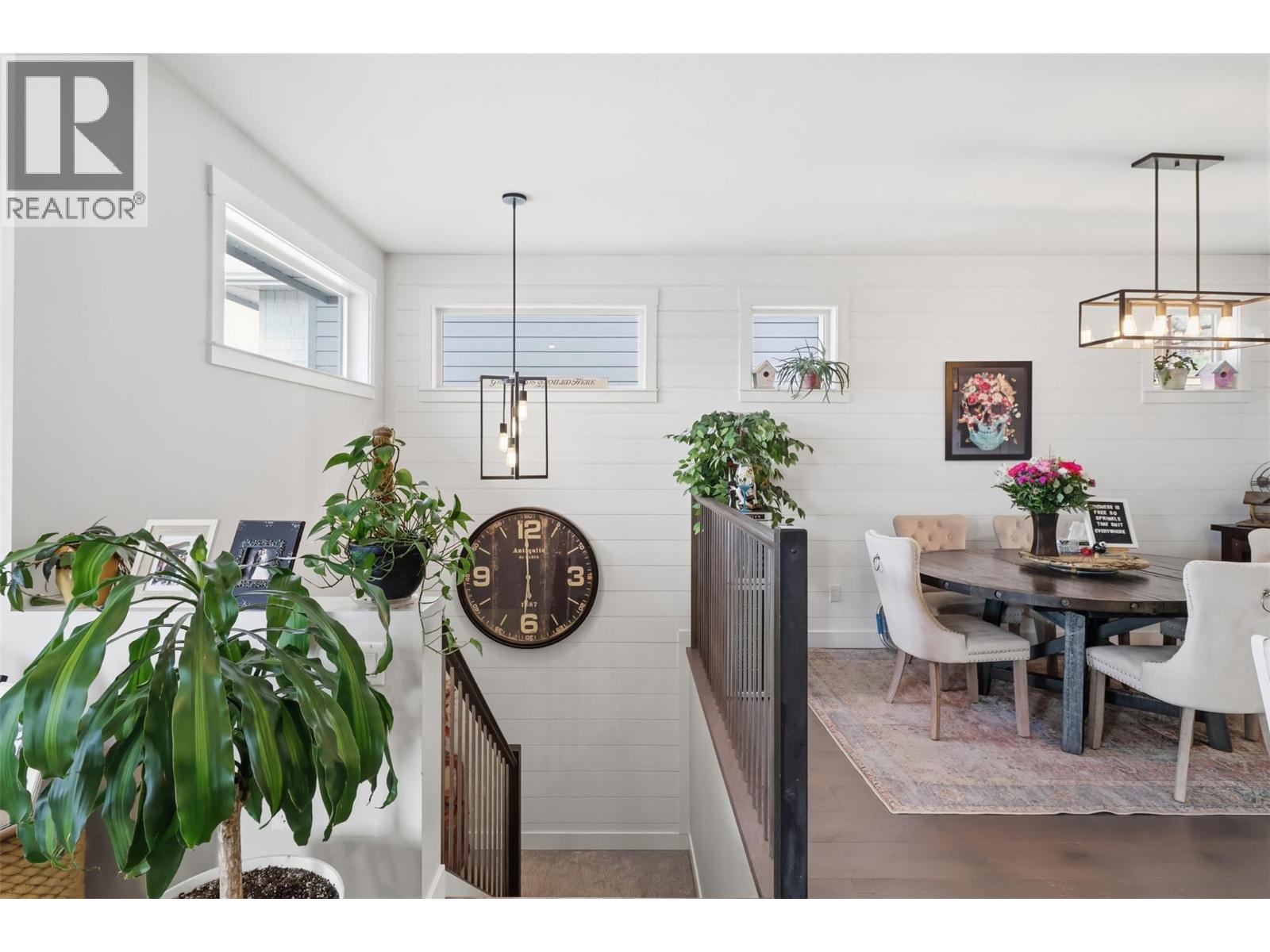 1580 EMERALD DRIVE - 6