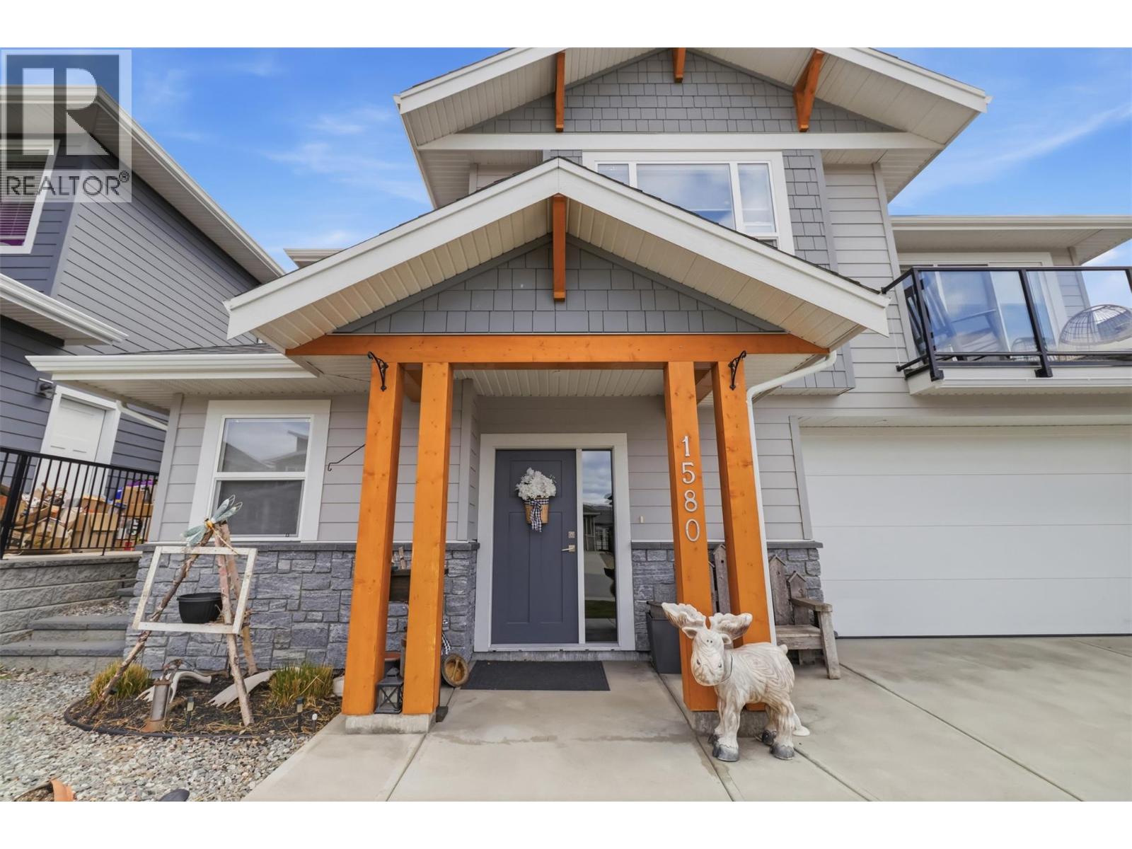 1580 EMERALD DRIVE - 4