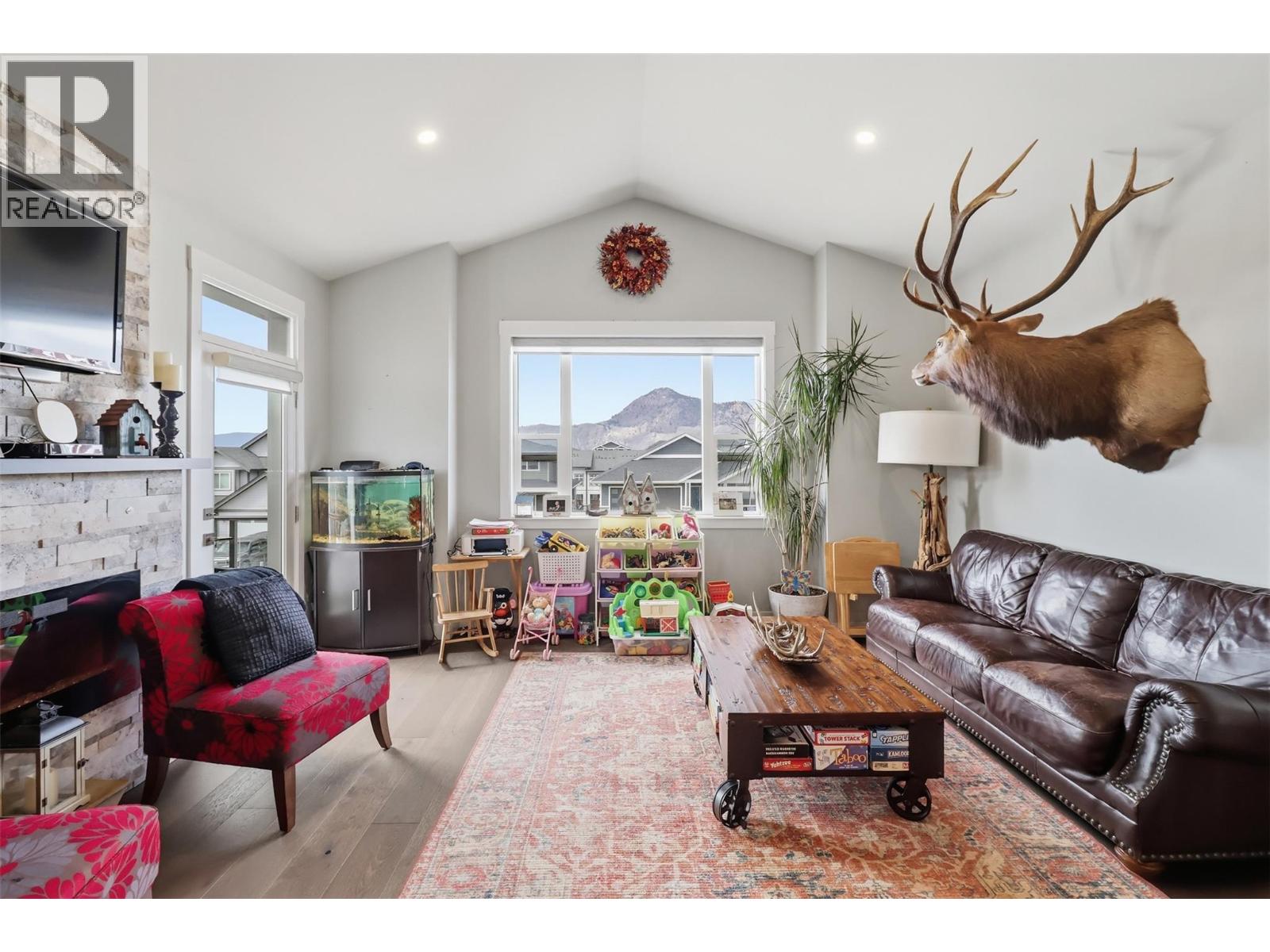 1580 EMERALD DRIVE - 13