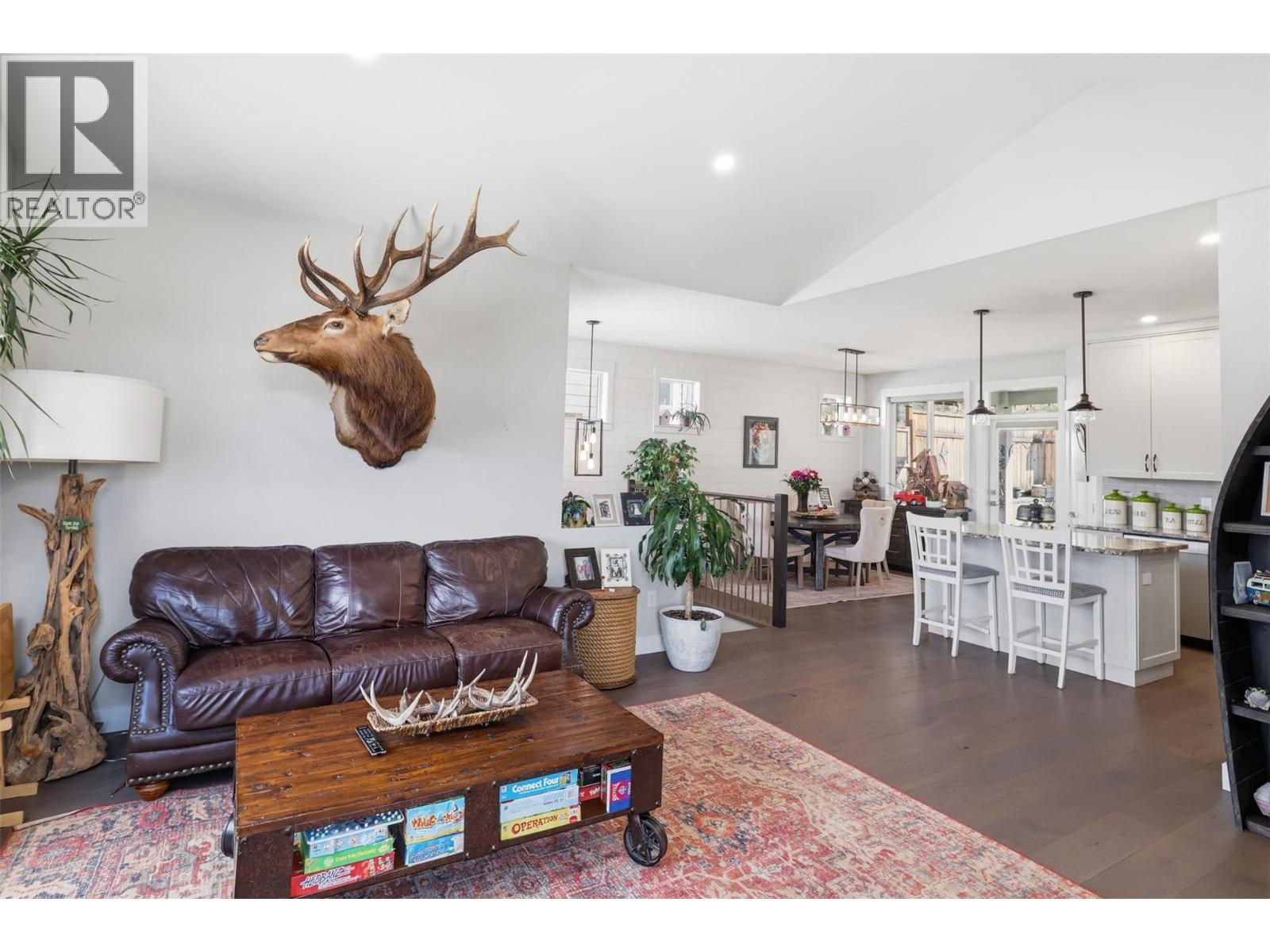 1580 EMERALD DRIVE - 16