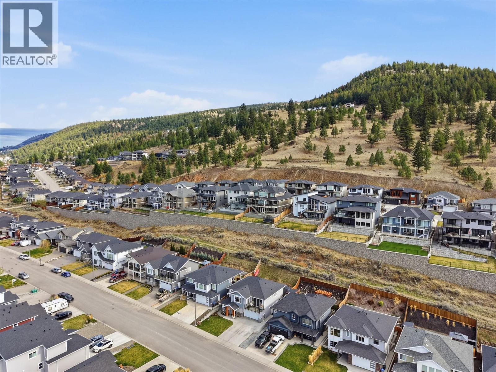 1580 EMERALD DRIVE - 53