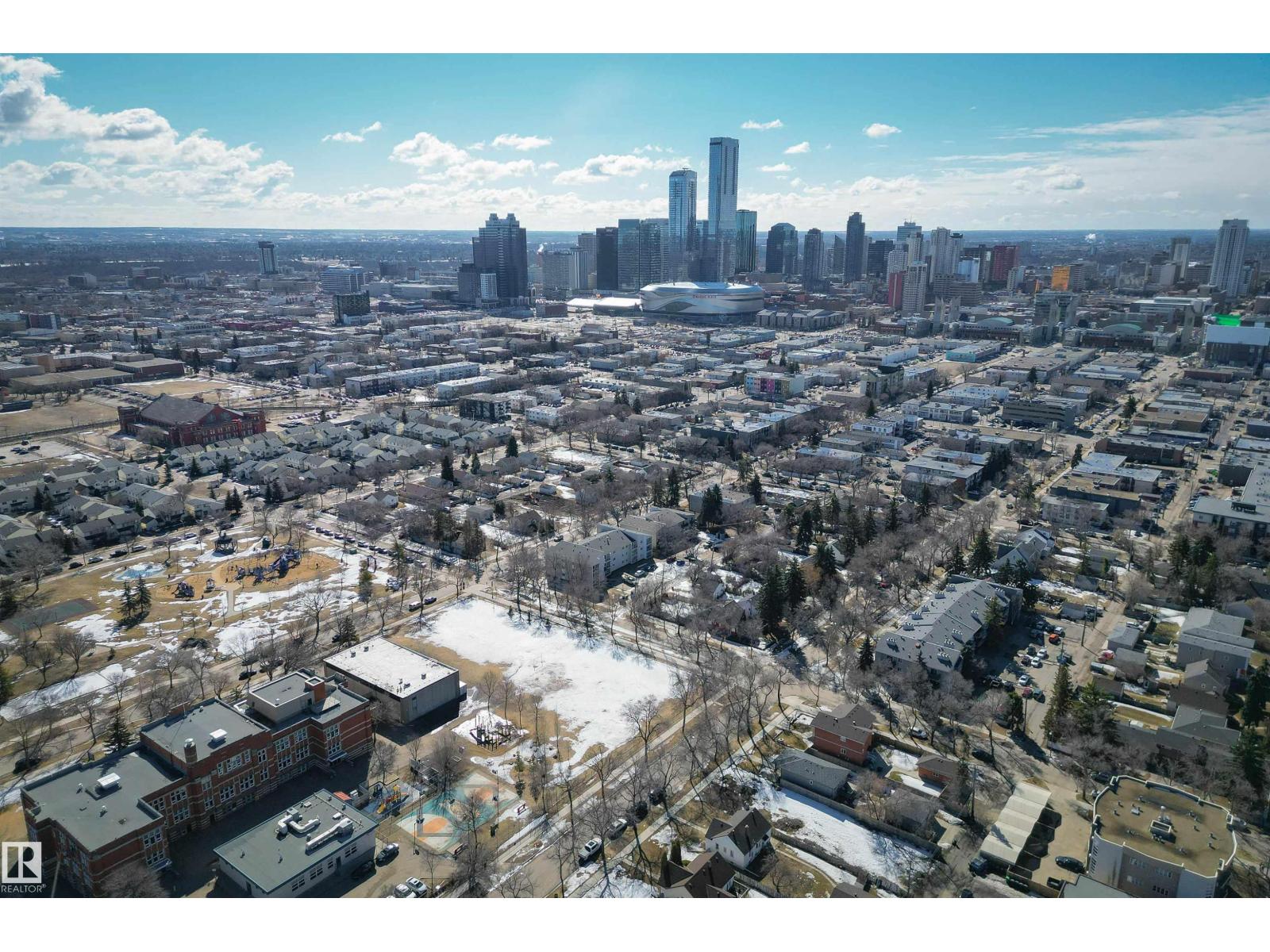 #113 10838 108 ST NW, Edmonton