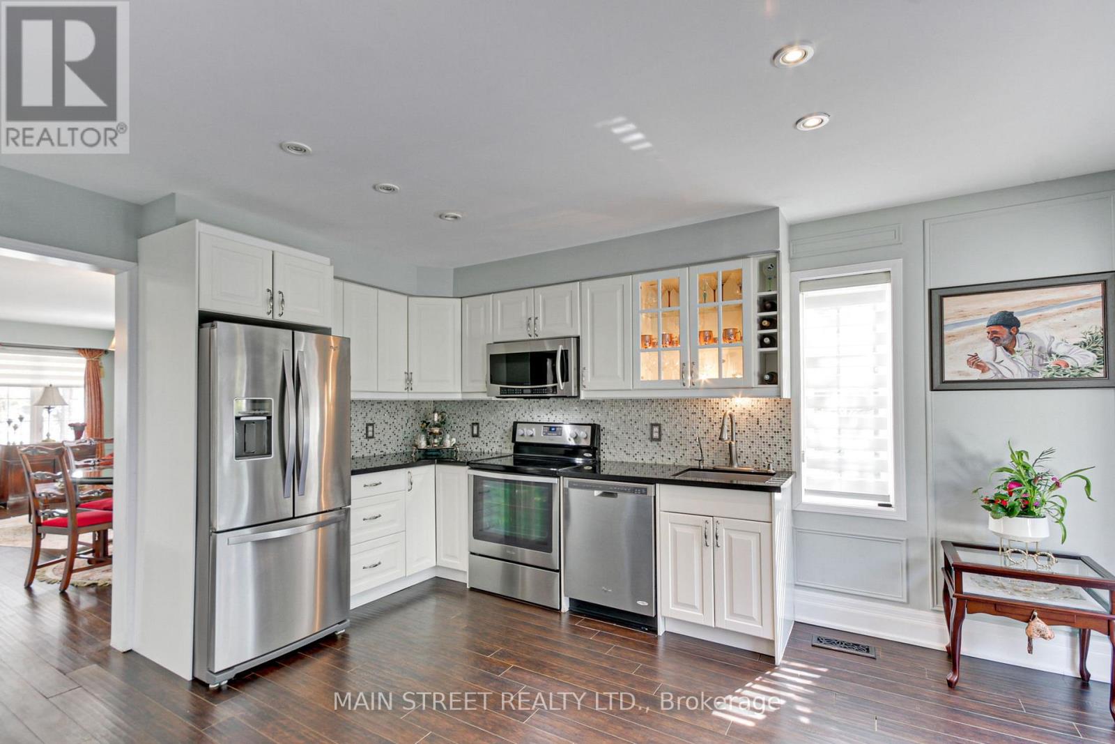 108 HOLLANDVIEW TRAIL - 13