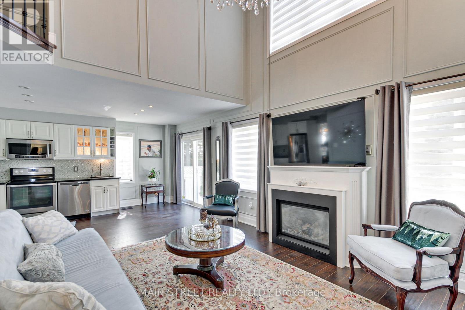 108 HOLLANDVIEW TRAIL - 19