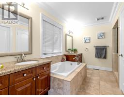 59 Black Walnut Crescent, Richmond Hill, ON L4B3S3 Photo 19