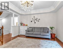 59 Black Walnut Crescent, Richmond Hill, ON L4B3S3 Photo 11