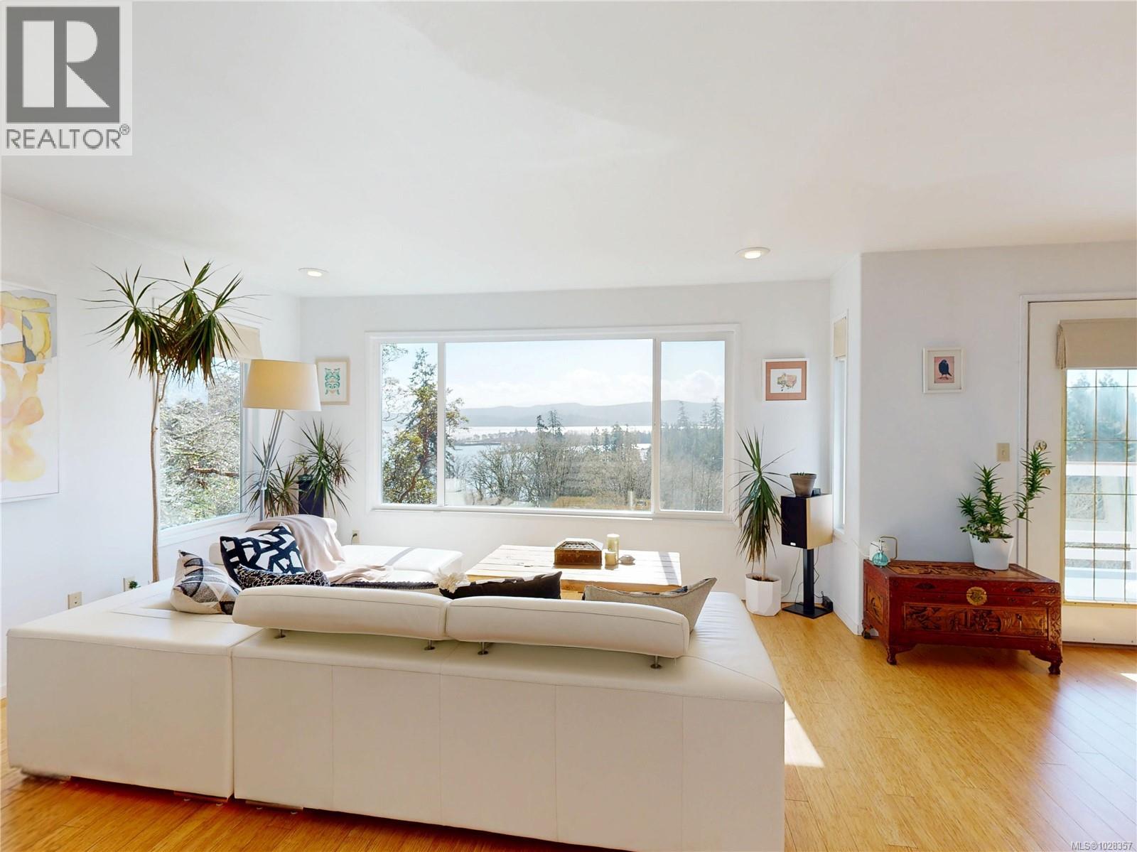 2065 ARLEIGH PL - Image 3