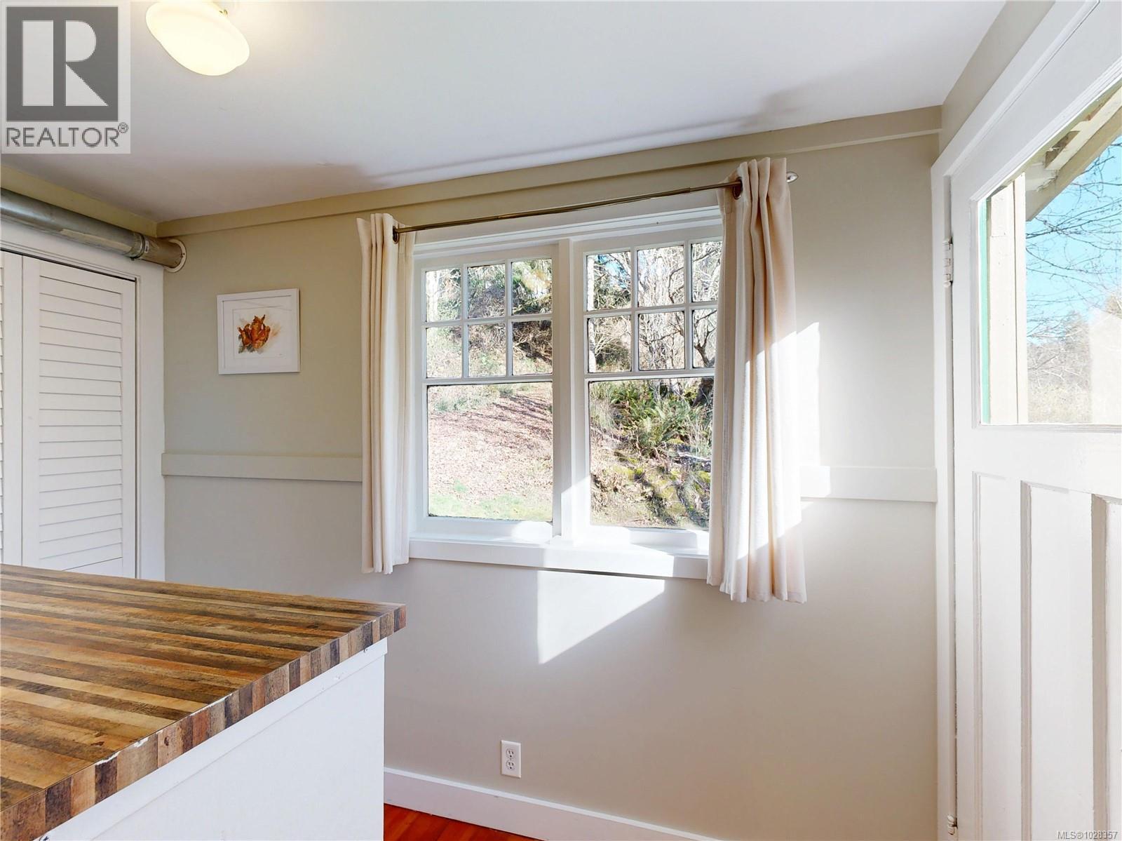 2065 ARLEIGH PL - 84