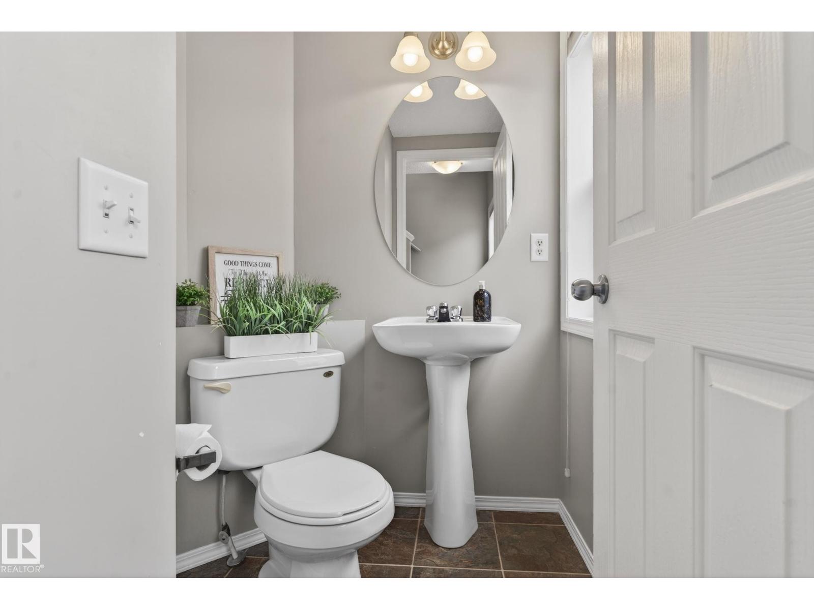 #149 5604 199 ST NW - 19