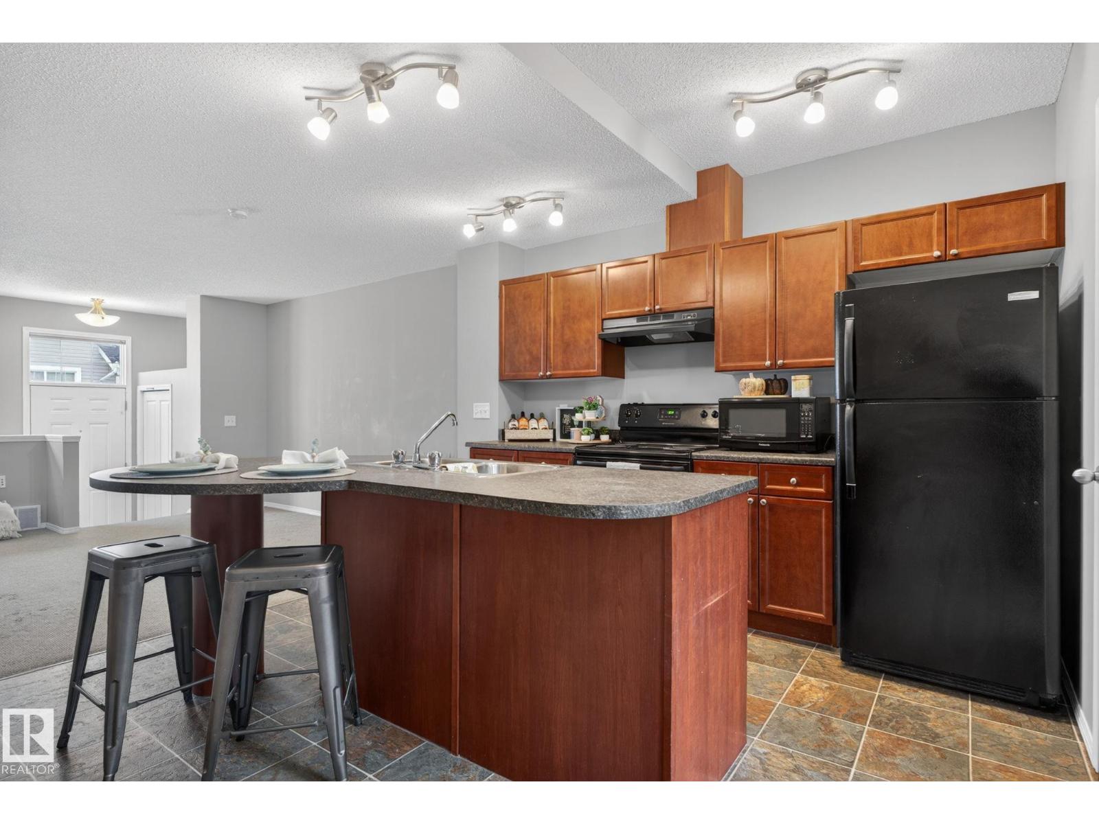 #149 5604 199 ST NW - 6