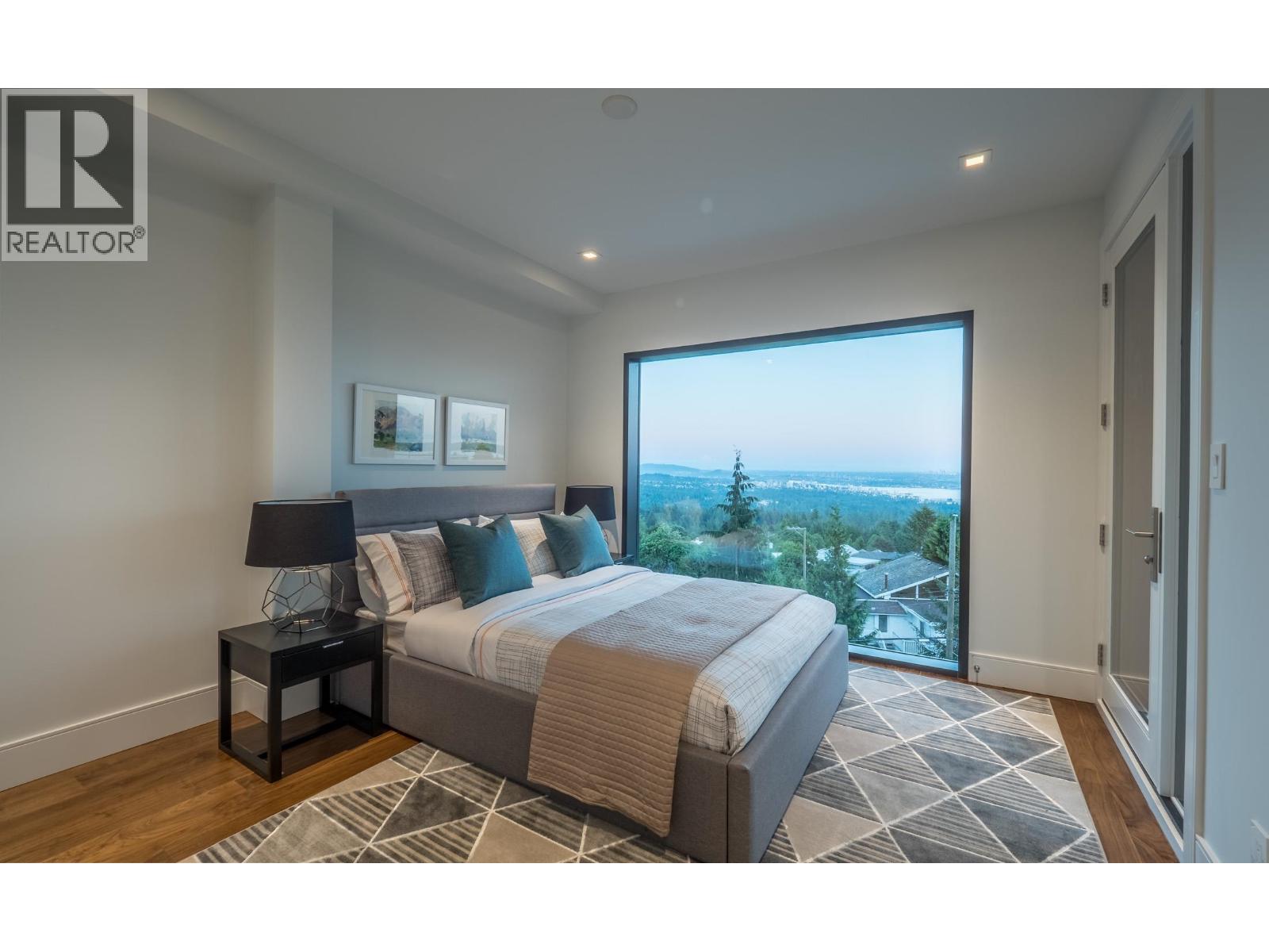 1060 CRESTLINE ROAD, West Vancouver