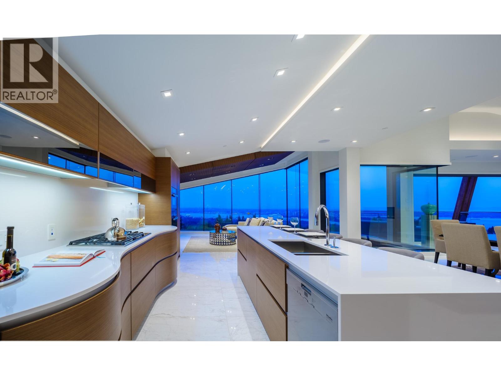 1060 CRESTLINE ROAD, West Vancouver