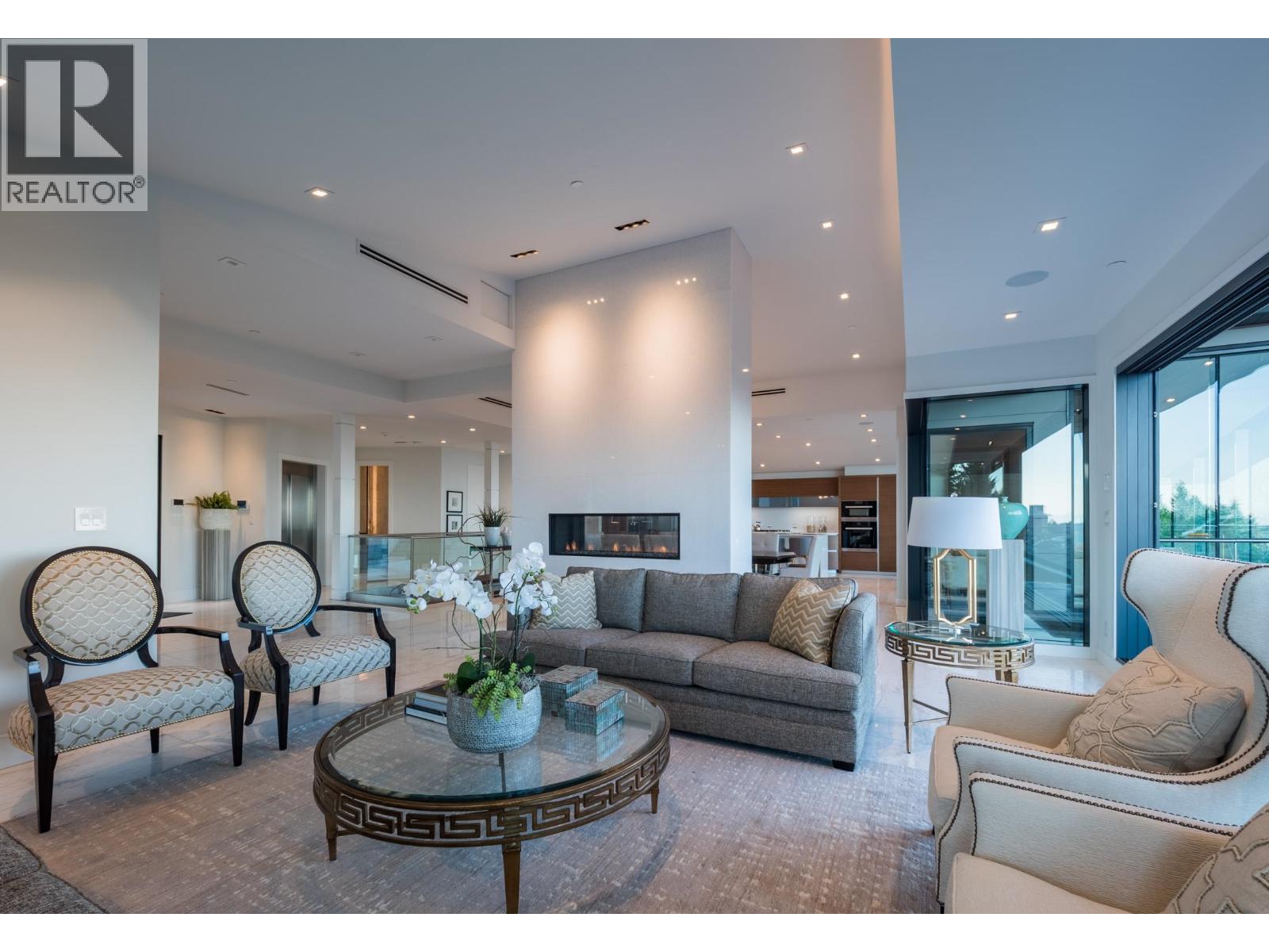 1060 CRESTLINE ROAD, West Vancouver