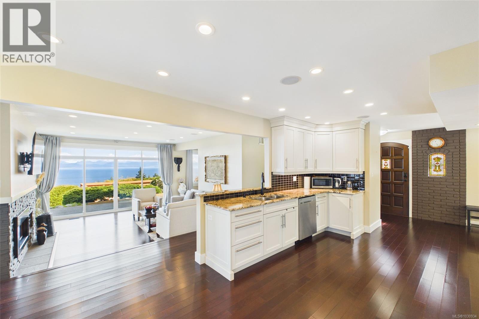 5246 LOST LAKE RD - 8