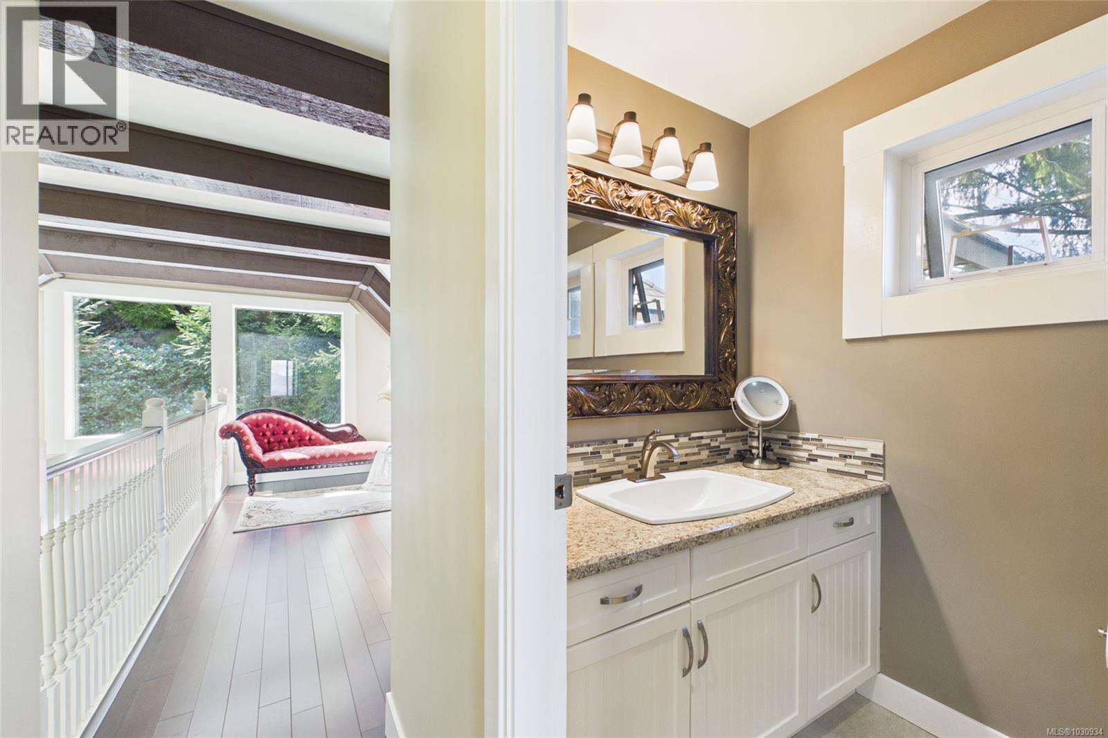 5246 LOST LAKE RD - 31