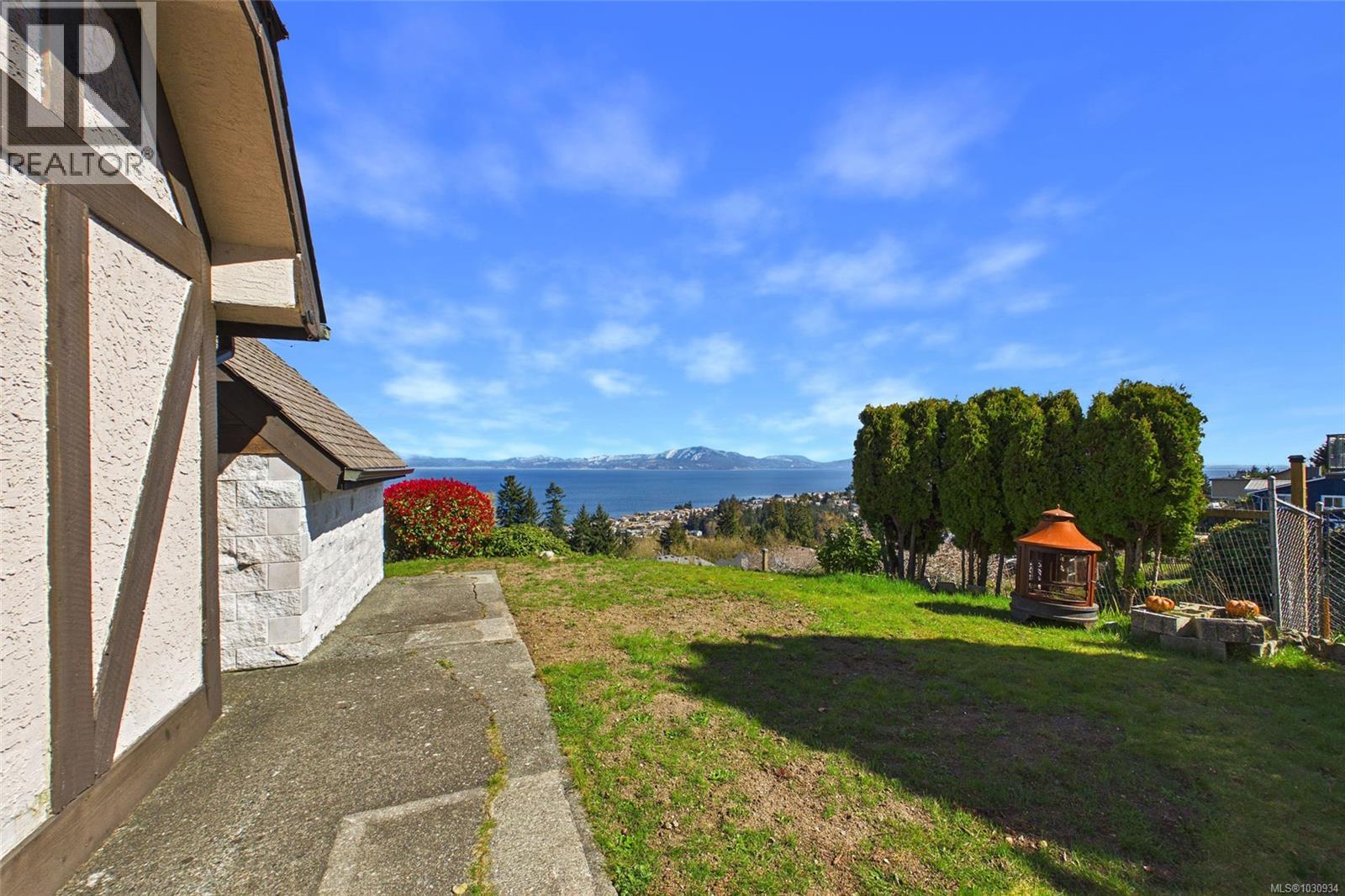 5246 LOST LAKE RD - 36