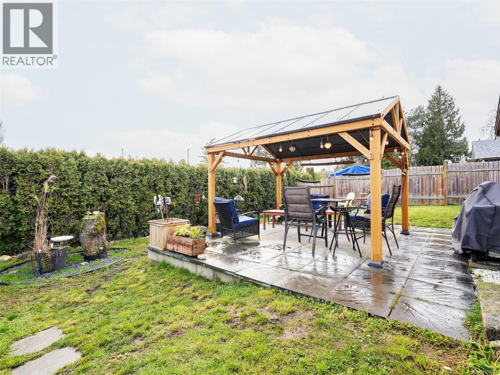 867 McKenzie Ave - 21