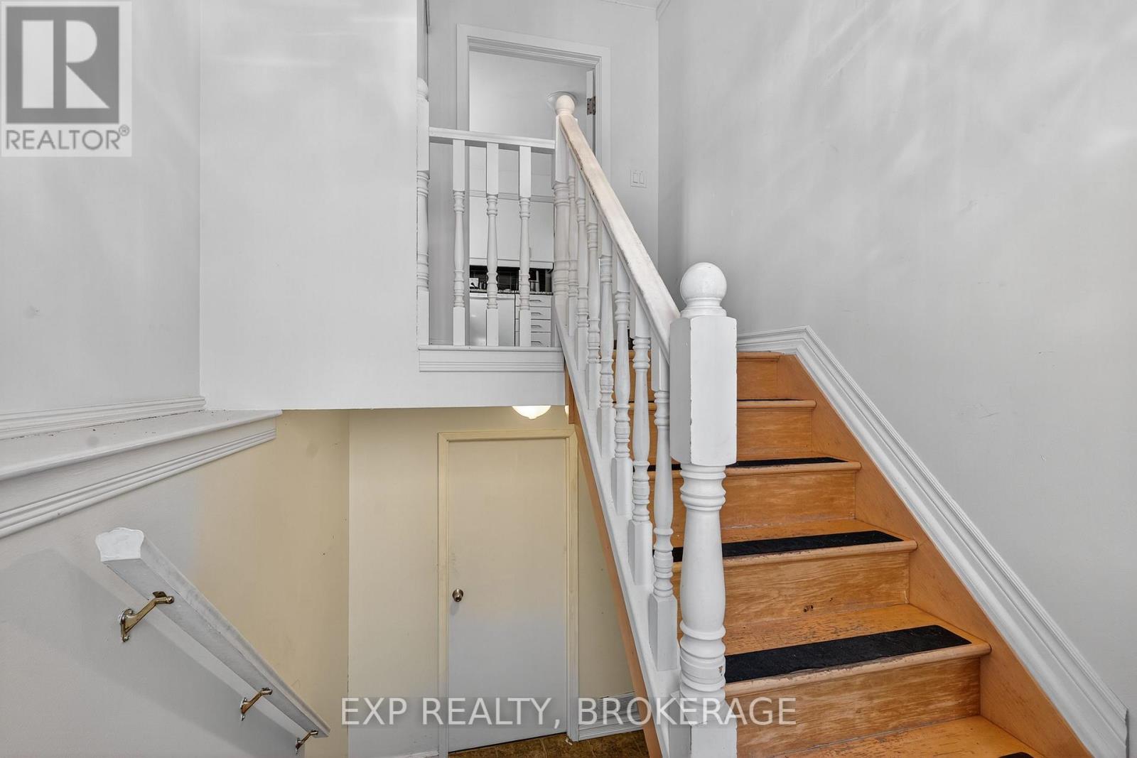 753 RIDLEY DRIVE - 10