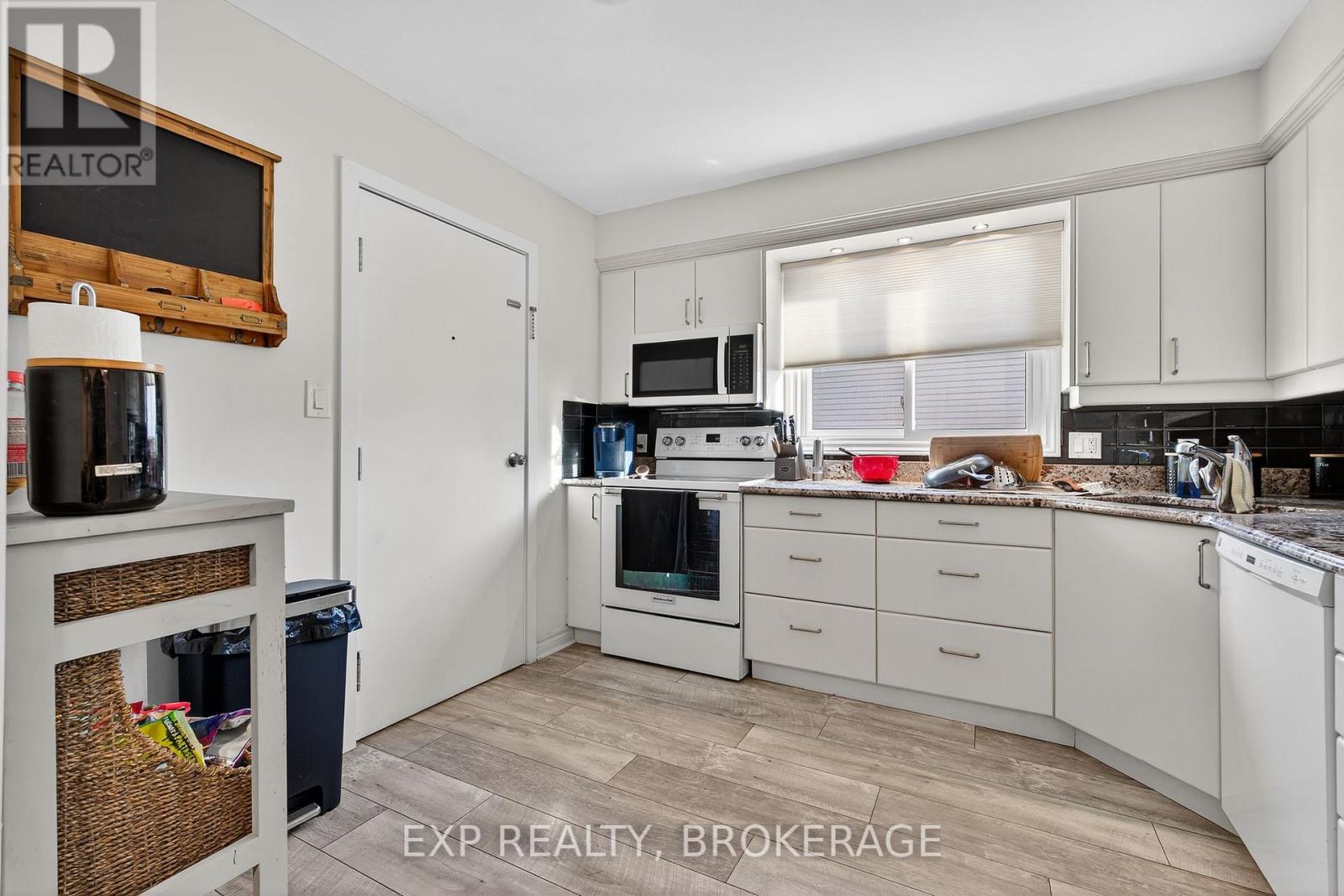 753 RIDLEY DRIVE - 9