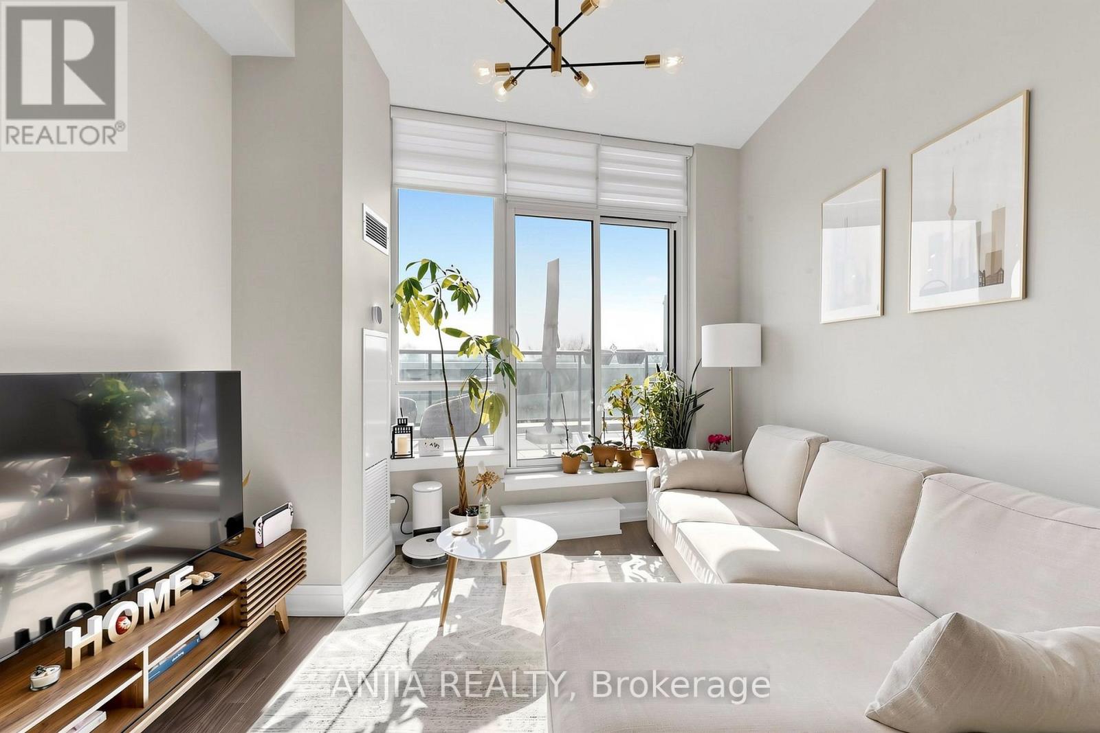 331 - 7161 YONGE STREET