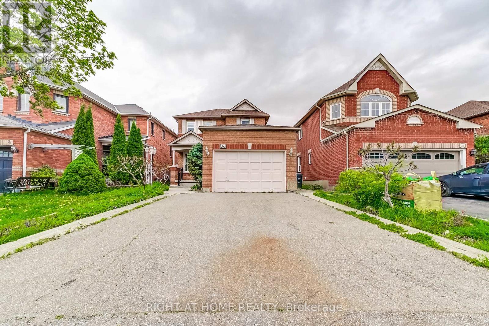 36 MAPLESHADE DRIVE - 1