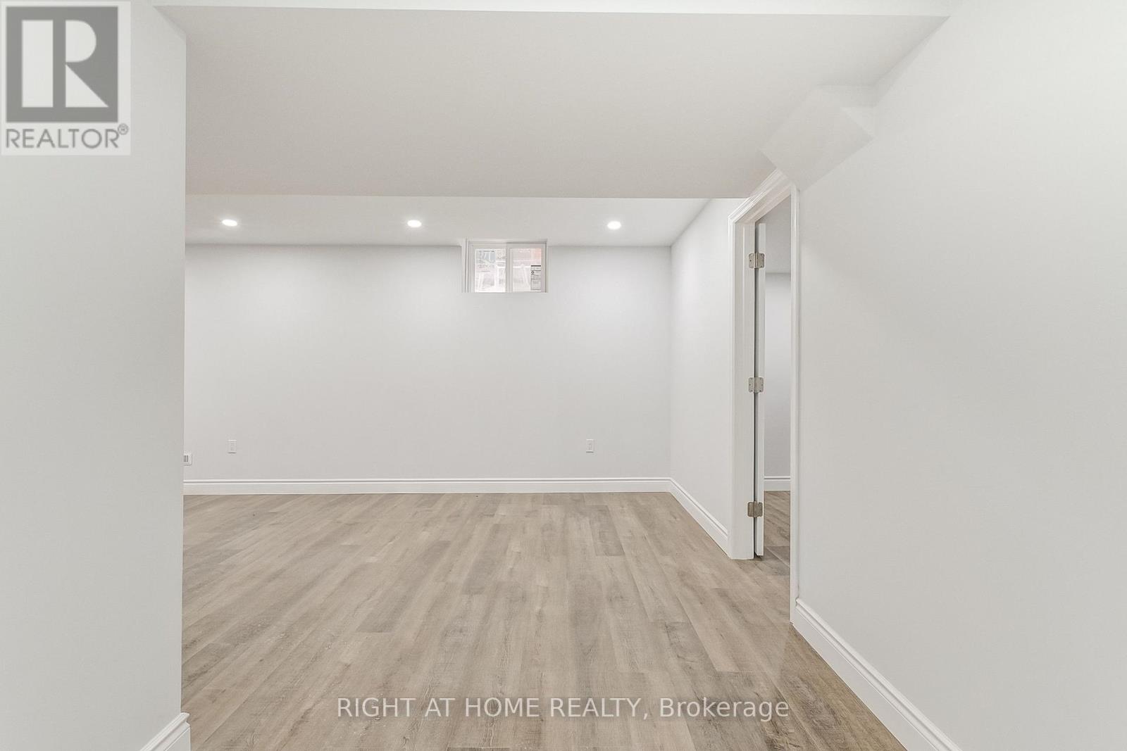 36 MAPLESHADE DRIVE - 45