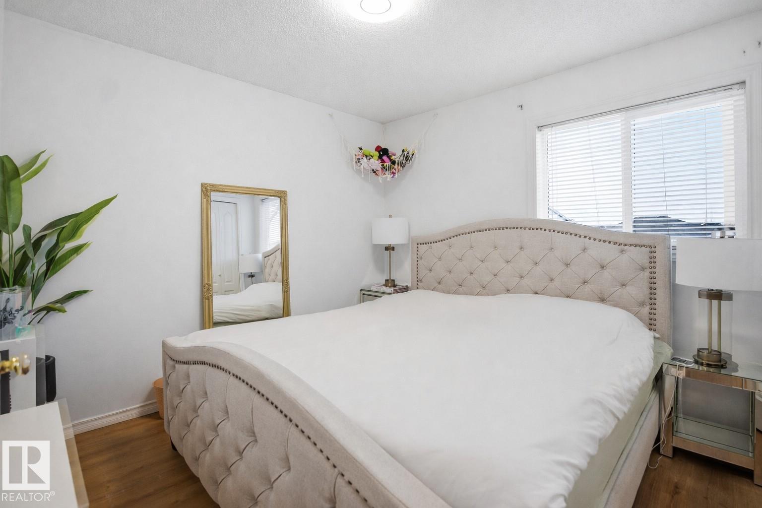 4619 202 ST NW - 23