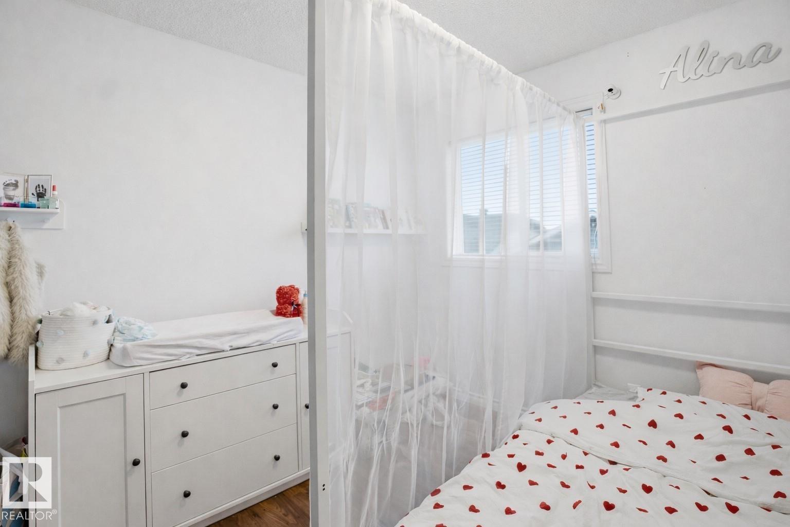 4619 202 ST NW - 26