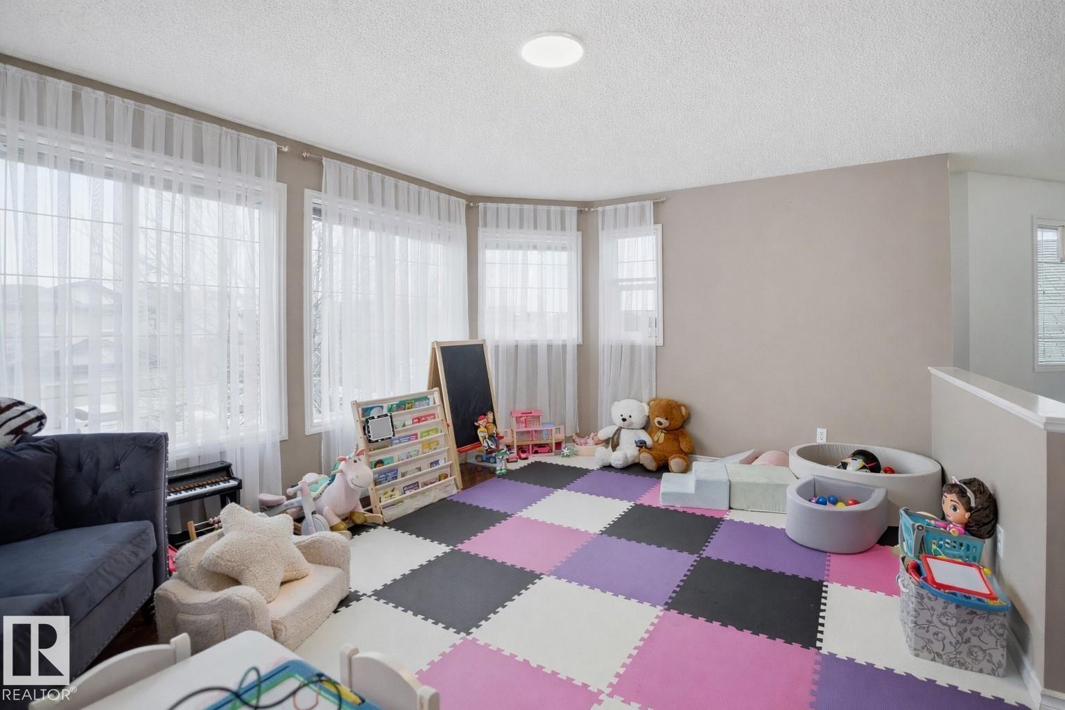 4619 202 ST NW - 30