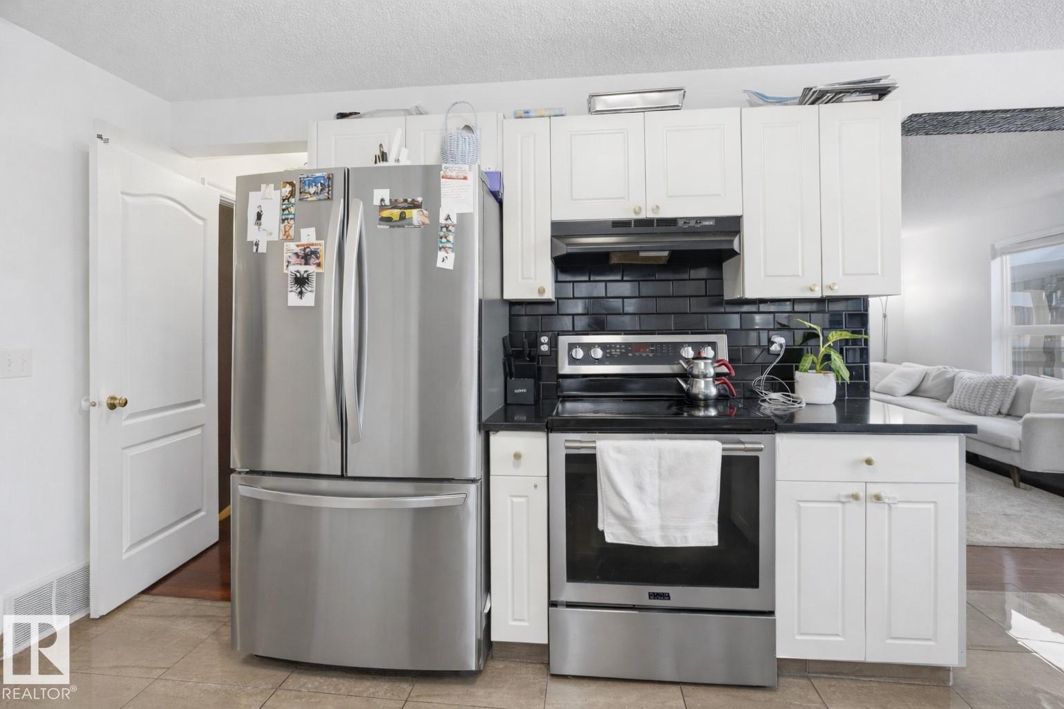 4619 202 ST NW - 7
