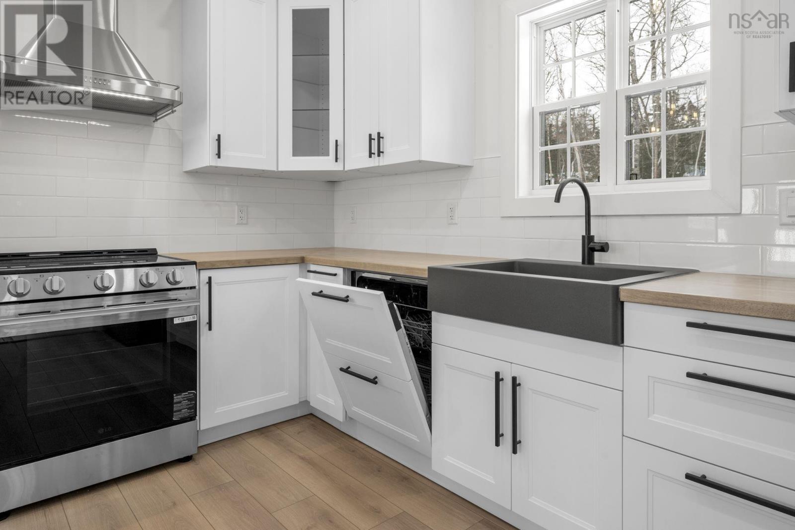 Property 9 of 51 of 67 Birchview Drive