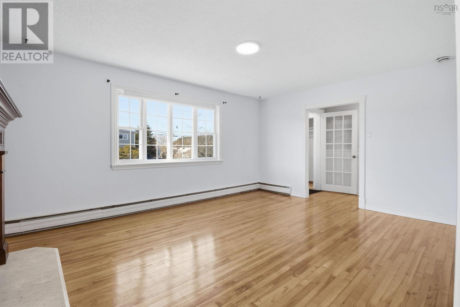 26 WOODCREST AVENUE - 5