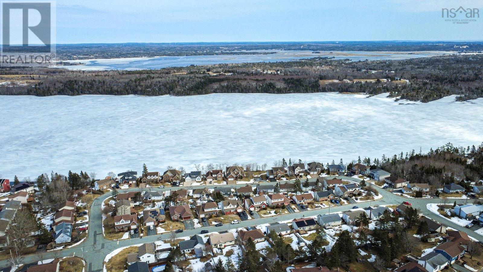 Property 31 of 48 of 93 Stratford Drive