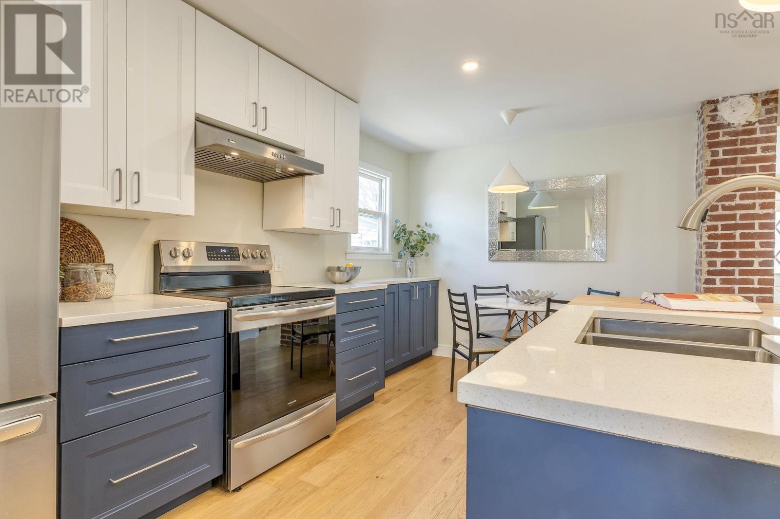 3673 ALBERT STREET - 15