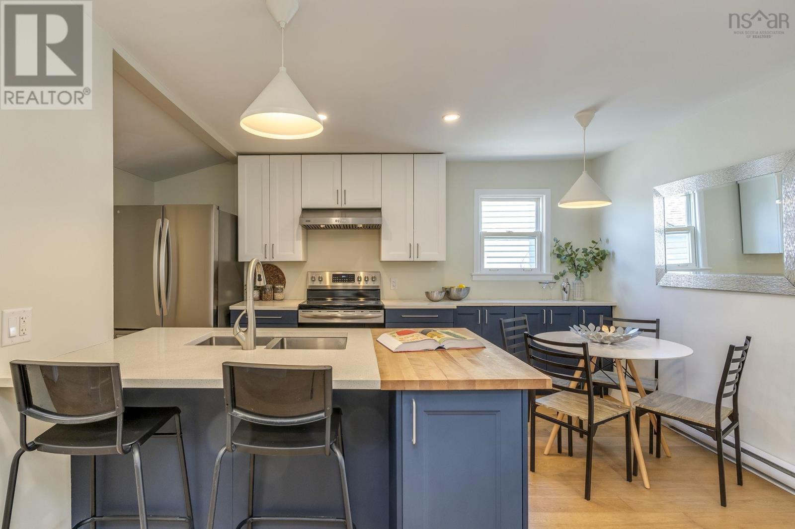 3673 ALBERT STREET - 16