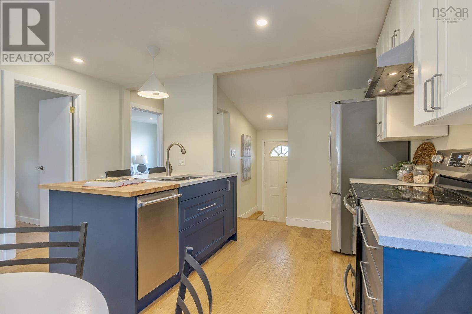 3673 ALBERT STREET - 14