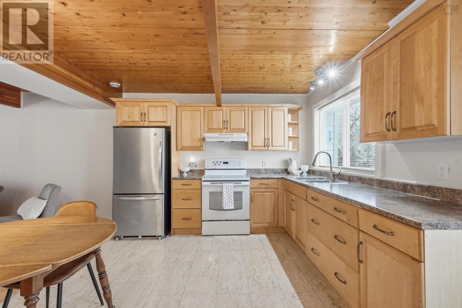 115 RIDGE VALLEY ROAD - 4