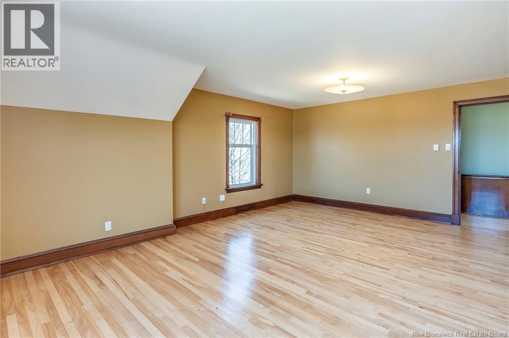996 Royal Road - Image 32