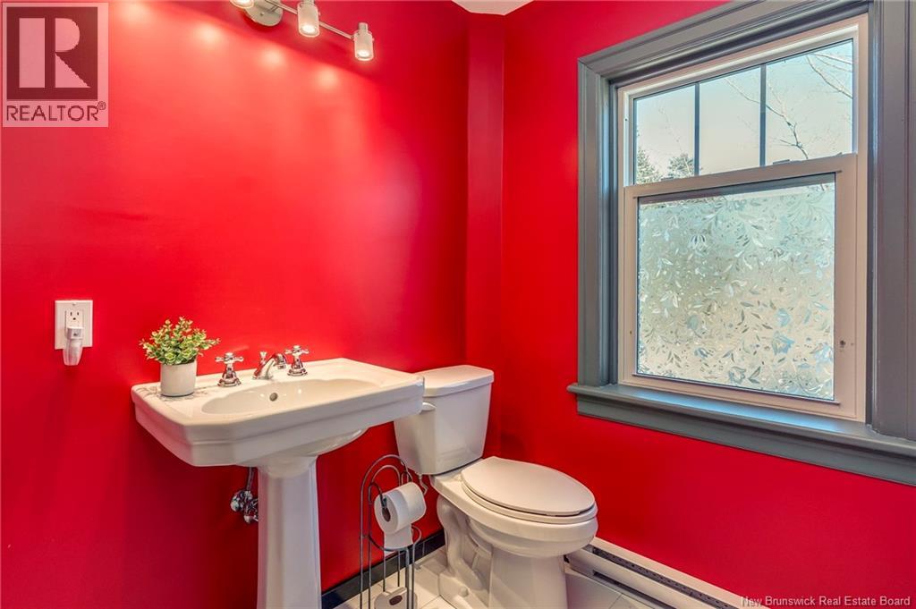 996 Royal Road - 34