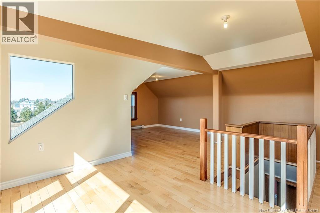 996 Royal Road - Image 42