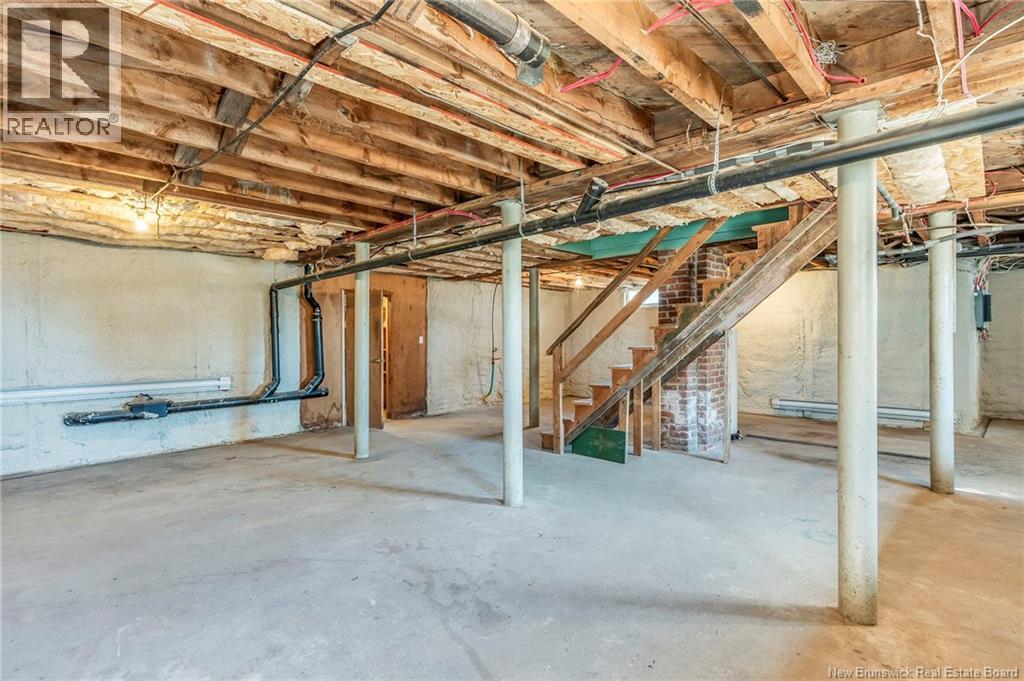 996 Royal Road - Image 46