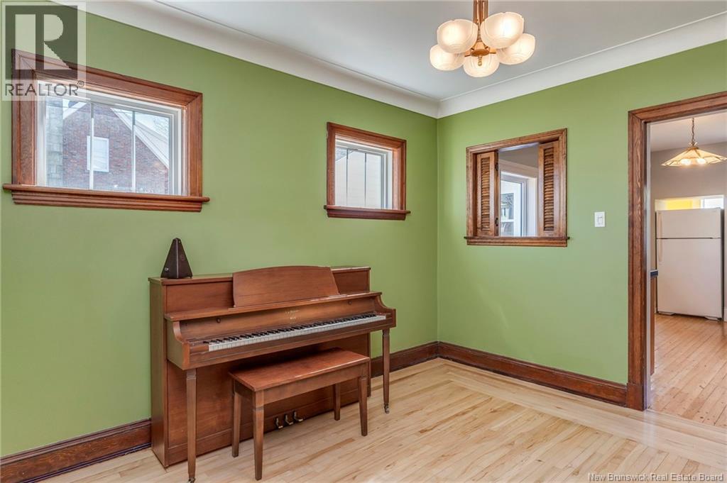 996 Royal Road - Image 6