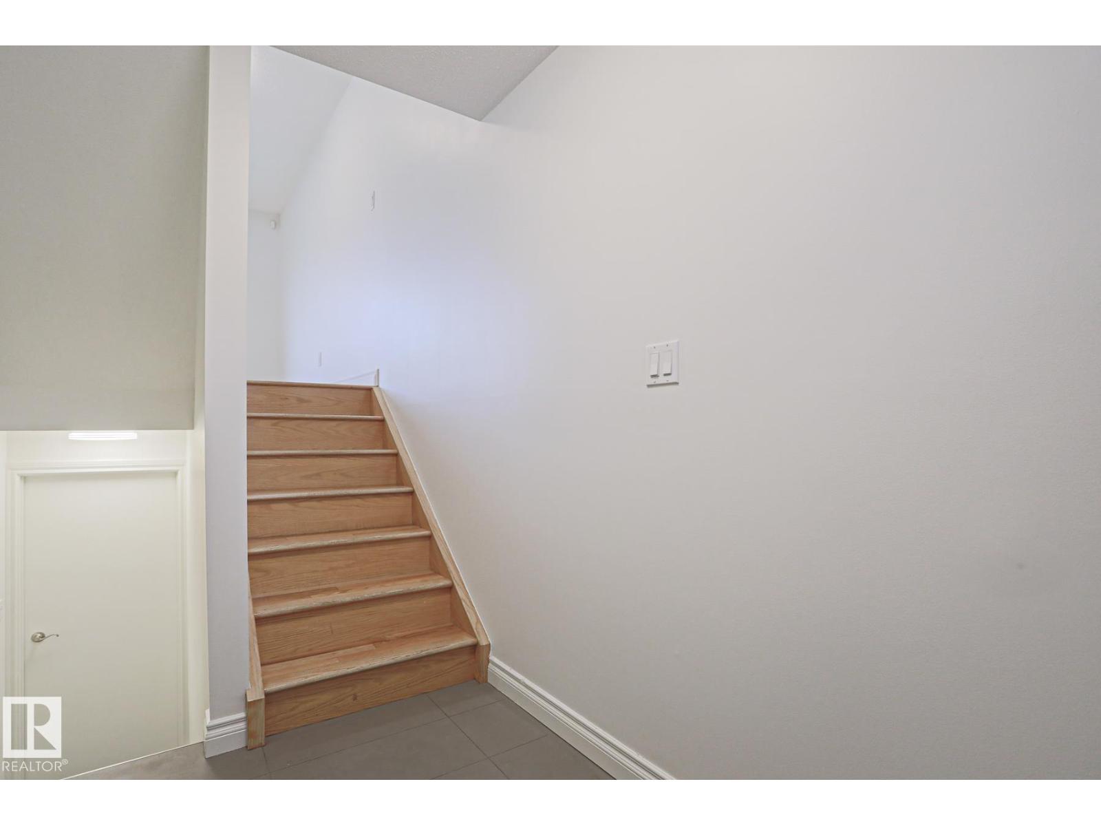 #13 9505 176 ST NW - 11