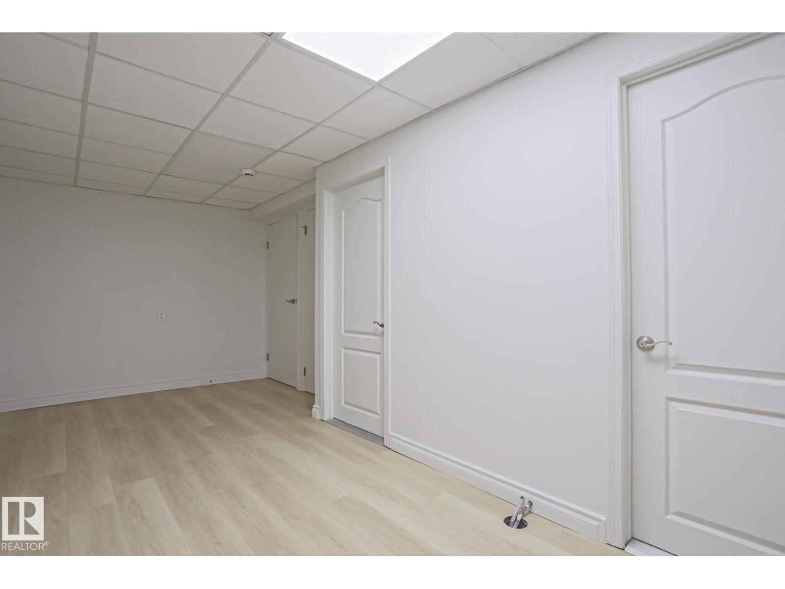 #13 9505 176 ST NW - 12