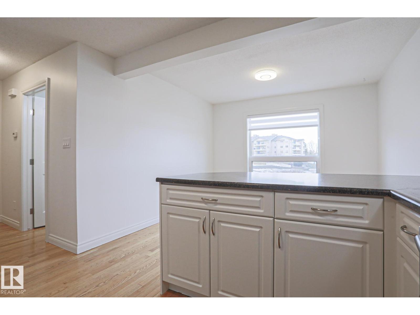 #13 9505 176 ST NW - 24