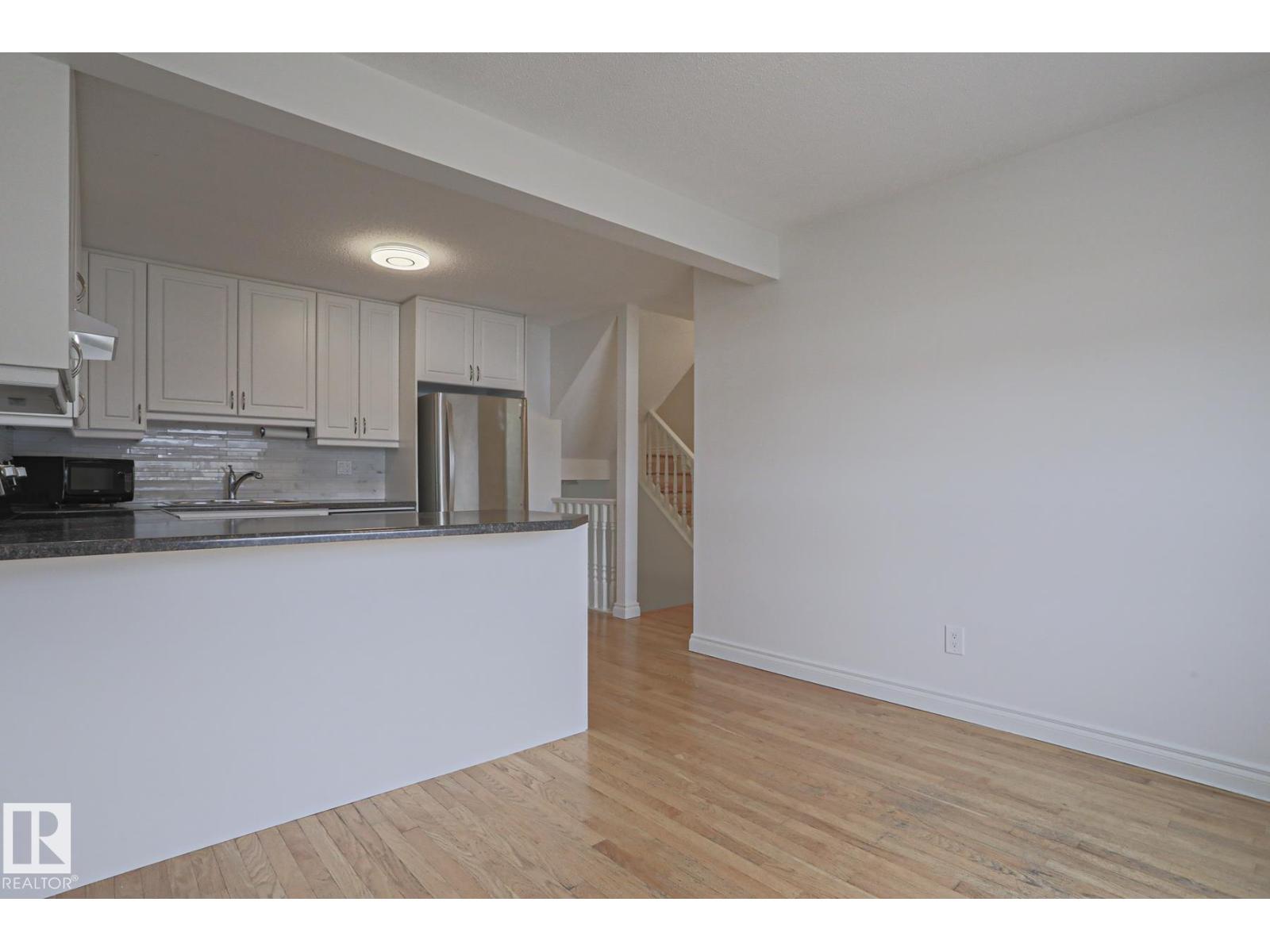 #13 9505 176 ST NW - 26