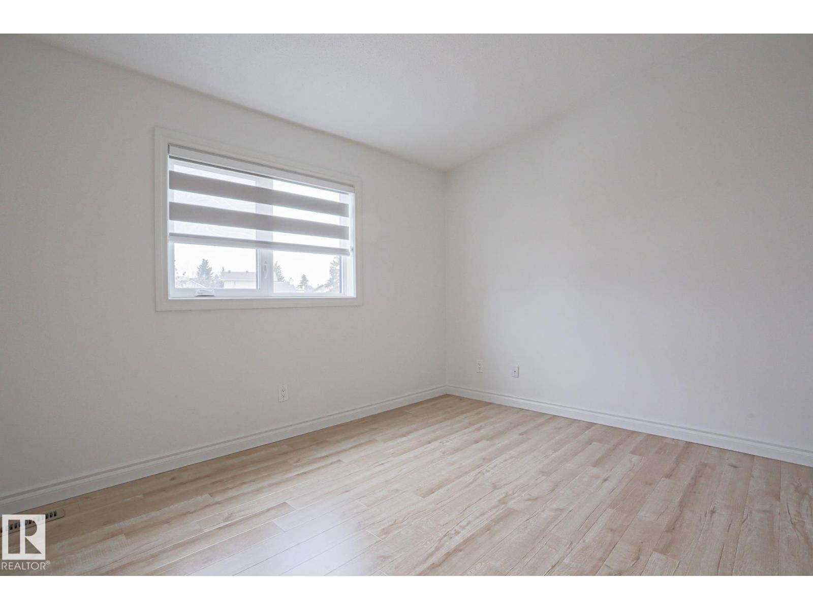 #13 9505 176 ST NW - 34
