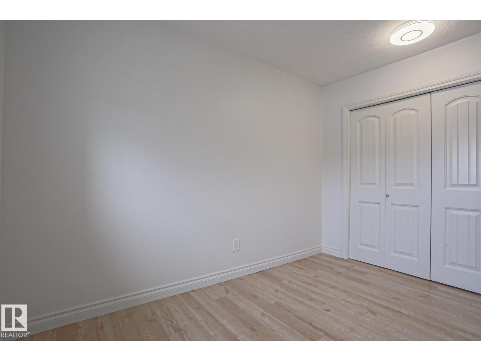 #13 9505 176 ST NW - 43